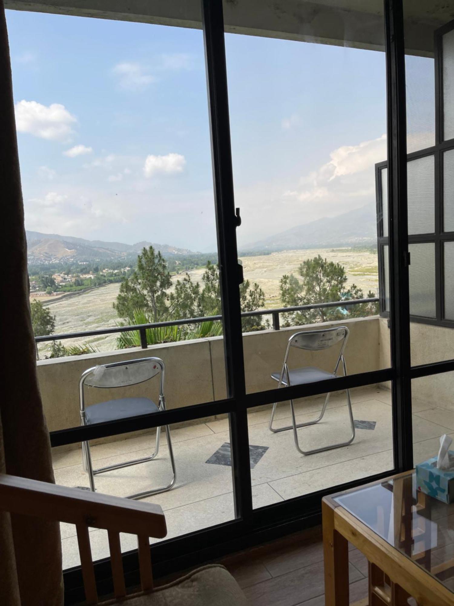 Rock City Resort Mingora Bagian luar foto